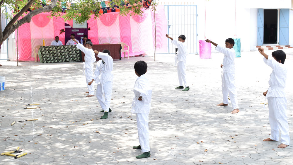 academics-card-image